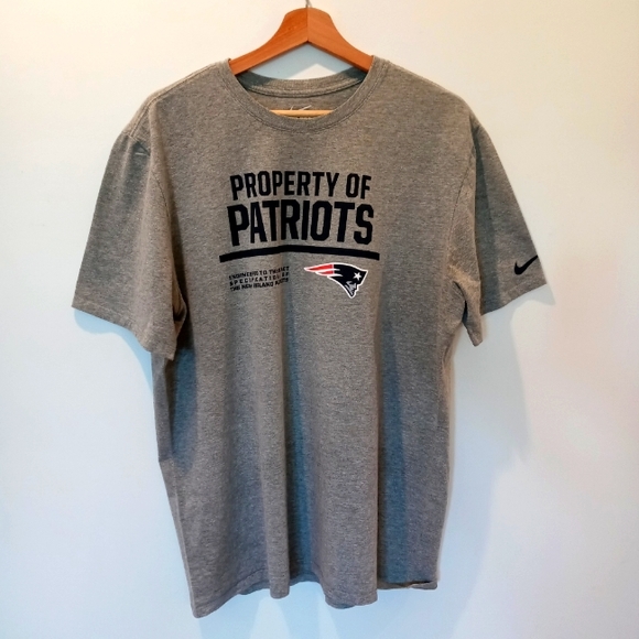 New England Patriots Football Gray Nike Logo T-Shirt - Picture 1 of 9